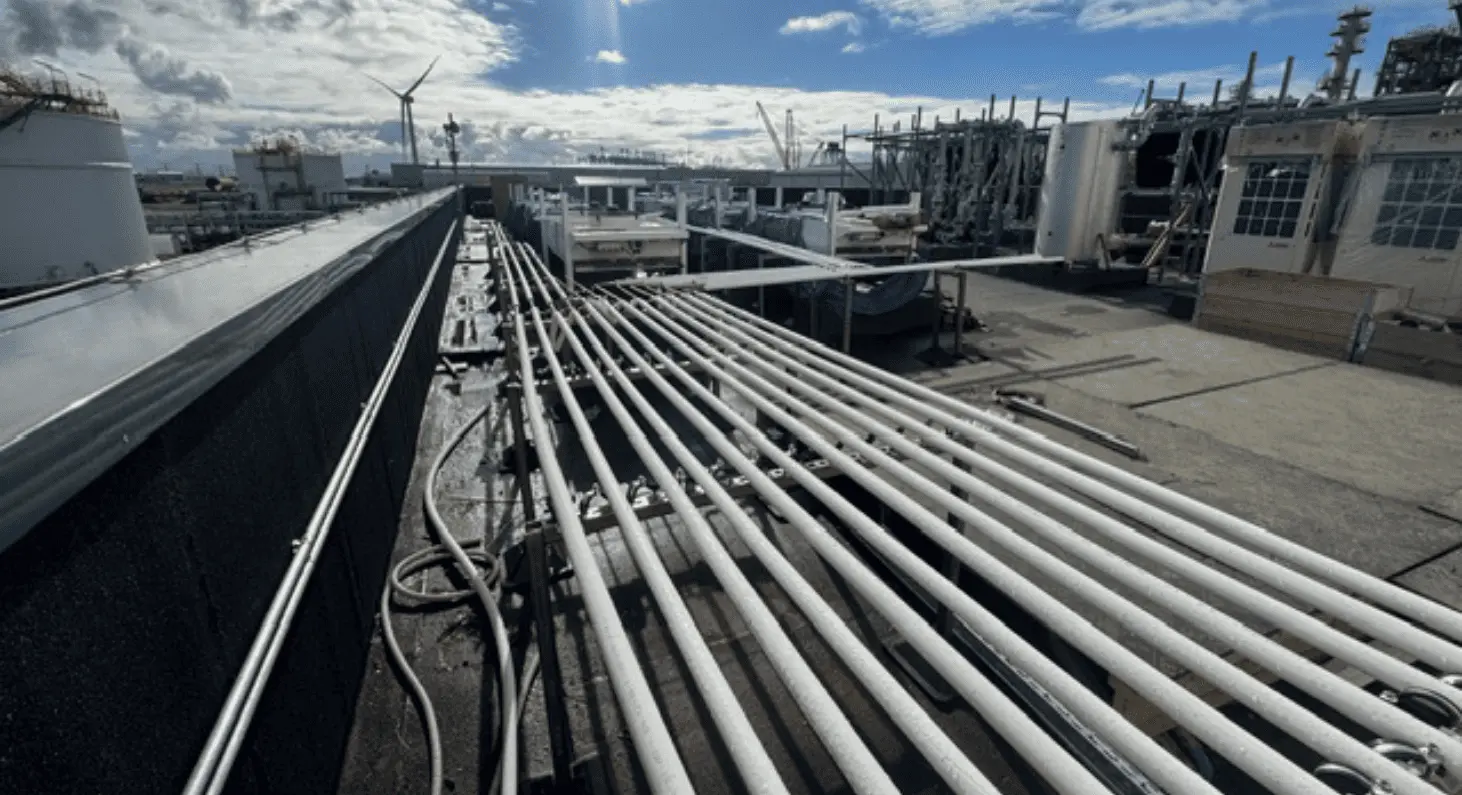 Koelleidingwerk voor industrieel project in Rotterdam